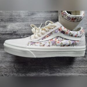 Vans Old SkoolTM Vintage Floral Marshmallow Women's Size 7.5
